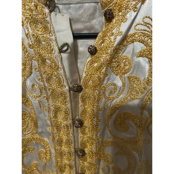 Profils Du Monde Gold and White Kaftan
